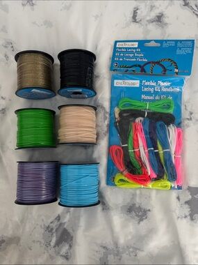 NEW Creatology Plastic Lacing Kit, Handbook & 6 Spools of  Lacing